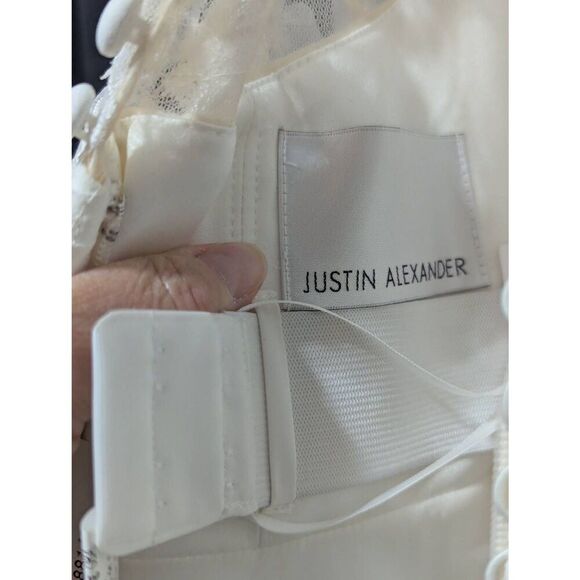 Justin Alexander Ivory/Nude Chiffon Bridal Gown NWT Size 10 Style 88140 - Picture 10 of 13